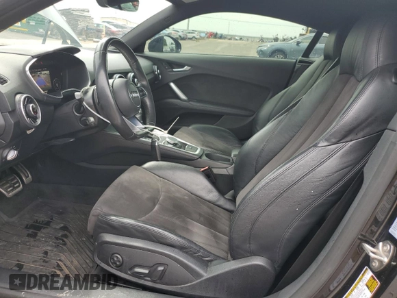 2017 Audi TT z VIN TRUC5AFV5H1002846, wystawiony jako Copart lot #66551264 z przebiegiem 69 753 mil mil oraz Szkoda całkowita • Salvage title. Historia ofert i sprzedaży dostępna na DreamBid. Obrazek 7.