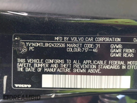 2017 Volvo S60 Dynamic with VIN YV140MTL8H2432506, listed as a IAAI auction lot 41699488 with 119,907 mi miles. Bid and sale history available at carsss.com. Image 9.