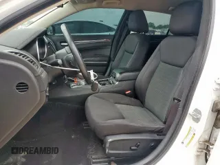 2019 Chrysler 300 Touring z VIN 2C3CCAAG7KH690628, wystawiony jako Copart lot #59369515 z przebiegiem 91 820 mil mil oraz Szkoda całkowita • Salvage title. Historia ofert i sprzedaży dostępna na DreamBid. Obrazek 7.