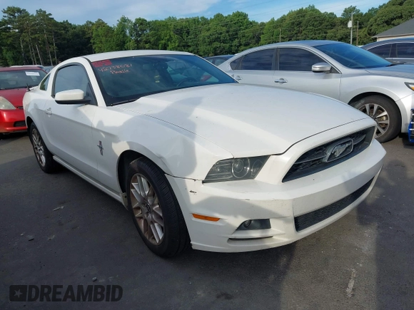 2013 Ford Mustang V6 with VIN 1ZVBP8AM1D5254018, listed as a IAAI auction lot 42738081 with 231,643 mi miles and . Bid and sale history available at DreamBid. Image 1.