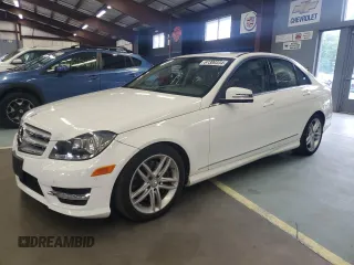 2013 Mercedes-Benz C 300 Sport with VIN WDDGF8AB1DR272155, listed as a Copart auction lot 67300334 with 58,434 mi miles and Salvage Title. Bid and sale history available at DreamBid. Image 1.