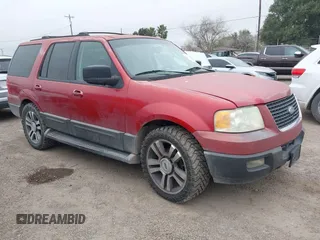 2004 Ford Expedition Special Service with VIN 1FMPU15L44LB86041, listed as a IAAI auction lot 41411675 with 1 mi miles. Bid and sale history available at carsss.com. Image 1.