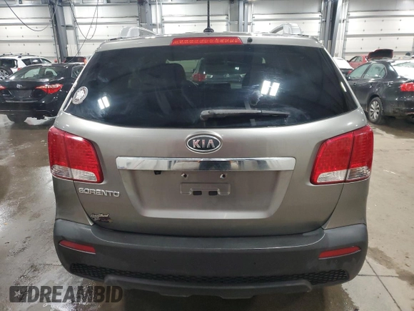 2013 Kia Sorento LX with VIN 5XYKTCA61DG401531, listed as a Copart auction lot 43551355 with 191,920 mi miles and Salvage Title. Bid and sale history available at carsss.com. Image 6.
