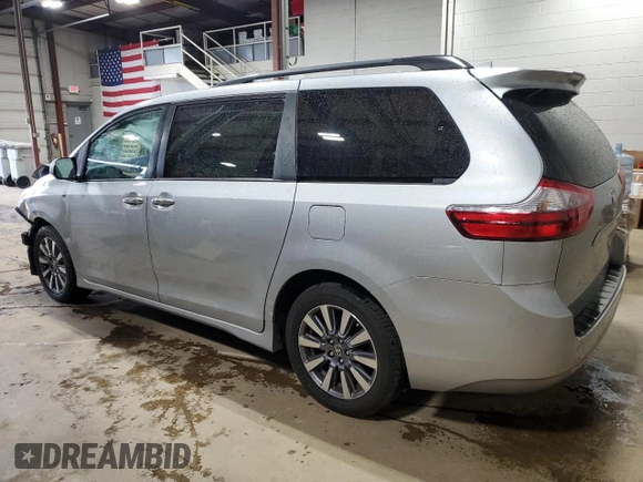 2020 Toyota Sienna XLE with VIN 5TDDZ3DC7LS251760, listed as a Copart auction lot 60125385 with 62,326 mi miles and Salvage title. Bid and sale history available at DreamBid. Image 2.