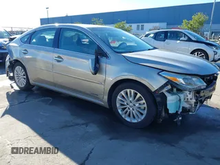 2015 Toyota Avalon Hybrid XLE Touring with VIN 4T1BD1EB7FU037346, listed as a IAAI auction lot 41212829 with 89,642 mi miles. Bid and sale history available at carsss.com. Image 1.