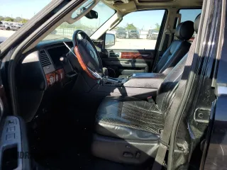 2003 Lincoln Navigator Luxury with VIN 5LMFU28R83LJ14546, listed as a Copart auction lot 73135344 with 0 mi miles and Salvage Title. Bid and sale history available at carsss.com. Image 7.