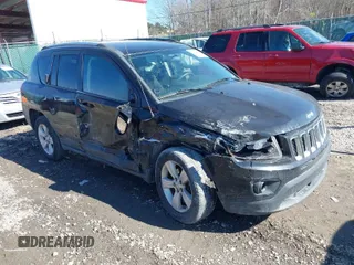 2014 Jeep Compass Sport with VIN 1C4NJDBB0ED567592, listed as a IAAI auction lot 41696070 with 150,303 mi miles. Bid and sale history available at carsss.com. Image 1.
