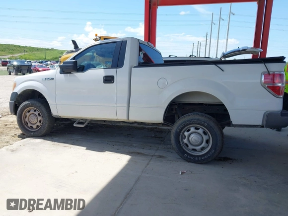 2013 Ford F-150 XL with VIN 1FTMF1EM9DKD83903, listed as a IAAI auction lot 40367820 with 91,412 mi miles. Bid and sale history available at carsss.com. Image 14.