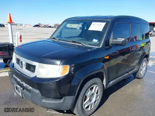 2011 Honda Element LX with VIN 5J6YH1H30BL000642, listed as a IAAI auction lot 41774181 with NaN miles. Bid and sale history available at carsss.com. Image 17.