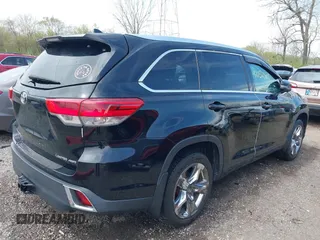 2017 Toyota Highlander Limited z VIN 5TDDZRFH5HS456593, wystawiony jako IAAI lot #42052388 z przebiegiem 181 293 mil mil oraz . Historia ofert i sprzedaży dostępna na DreamBid. Obrazek 4.