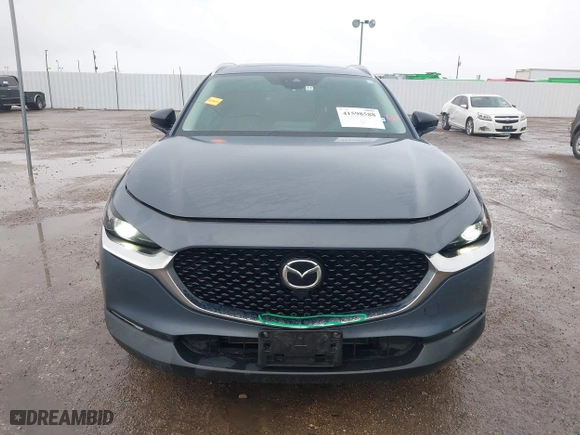 2022 Mazda CX-30 2.5 S Preferred Package with VIN 3MVDMBCL4NM422122, listed as a IAAI auction lot 41598588 with 52,837 mi miles. Bid and sale history available at carsss.com. Image 12.