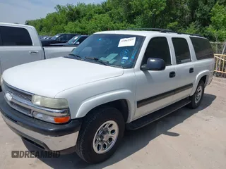 2003 Chevrolet Suburban LT with VIN 1GNEC16Z83J143261, listed as a IAAI auction lot 42065509 with 217,109 mi miles. Bid and sale history available at carsss.com. Image 2.