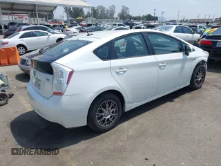 2010 Toyota Prius with VIN JTDKN3DU3A1095903, listed as a IAAI auction lot 42162529 with 136,716 mi miles and . Bid and sale history available at DreamBid. Image 4.