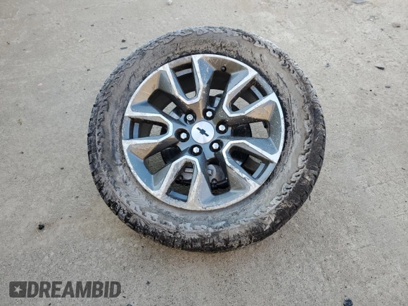 2022 Chevrolet Silverado 1500 RST with VIN 1GCUDEET4NZ577218, listed as a Copart auction lot 42675324 with 25,718 mi miles and Salvage Title. Bid and sale history available at DreamBid. Image 12.