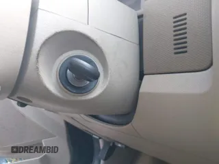 2012 Ford Escape XLT с VIN 1FMCU9DG7CKC69307, выставлен на аукционе IAAI как лот 42084500 с пробегом 263 432 миль миль и . История ставок и продаж доступна на DreamBid. Изображение 11.