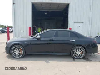 2019 Mercedes-Benz E 63 S AMG with VIN WDDZF8KB0KA534959, listed as a IAAI auction lot 42401507 with 61,356 mi miles and . Bid and sale history available at DreamBid. Image 14.