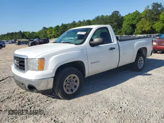 2013 GMC Sierra 1500 Work Truck z VIN 1GTN1TEX1DZ352757, wystawiony jako Copart lot #52853125 z przebiegiem 133 944 mil mil oraz Czysty tytuł • Clean title. Historia ofert i sprzedaży dostępna na DreamBid. Obrazek 1.