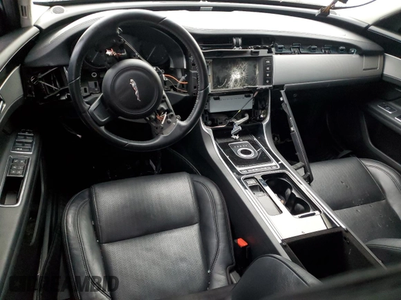 2016 Jaguar XF 35t Prestige with VIN SAJBE4BV1GCY14310, listed as a Copart auction lot 42959165 with 0 mi miles and Salvage Title. Bid and sale history available at carsss.com. Image 8.