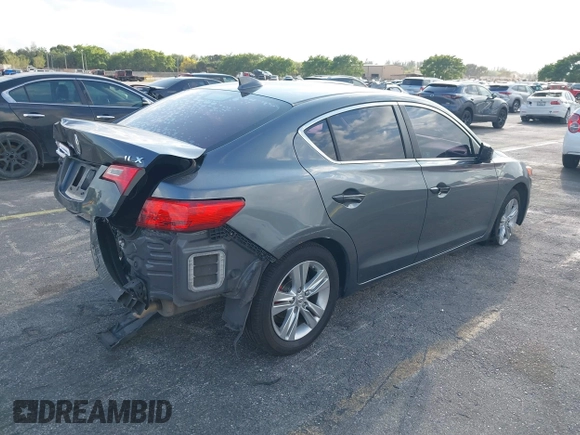 2013 Acura ILX with VIN 19VDE1F32DE021447, listed as a IAAI auction lot 41730382 with 165,223 mi miles. Bid and sale history available at carsss.com. Image 4.
