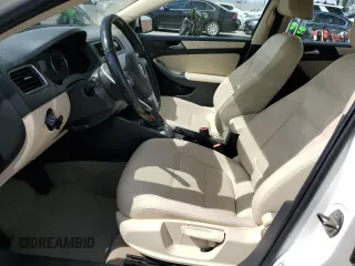 2012 Volkswagen Jetta SE с VIN 3VWDP7AJ1CM301288, выставлен на аукционе Copart как лот 50103315 с пробегом 46 183 миль миль и Списание • Salvage title. История ставок и продаж доступна на DreamBid. Изображение 7.