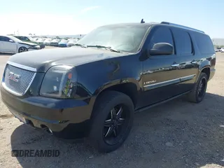 2007 GMC Yukon XL with VIN 1GKFK66827J284843, listed as a IAAI auction lot 42360026 with 203,706 mi miles and . Bid and sale history available at DreamBid. Image 2.