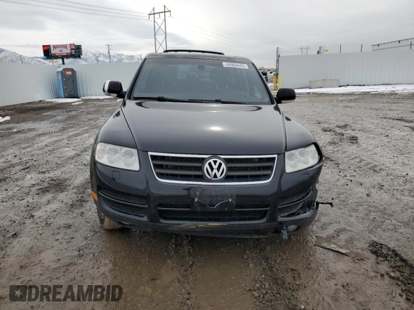 2004 Volkswagen Touareg z VIN WVGBC77LX4D062055, wystawiony jako Copart lot #45960445 z przebiegiem 201 819 mil mil oraz Szkoda całkowita • Salvage title. Historia ofert i sprzedaży dostępna na DreamBid. Obrazek 5.