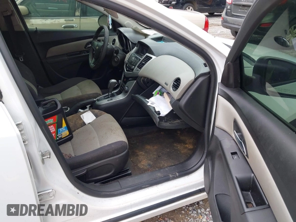 2014 Chevrolet Cruze LS with VIN 1G1PA5SH0E7214442, listed as a IAAI auction lot 42237883 with Not provided miles and . Bid and sale history available at DreamBid. Image 5.