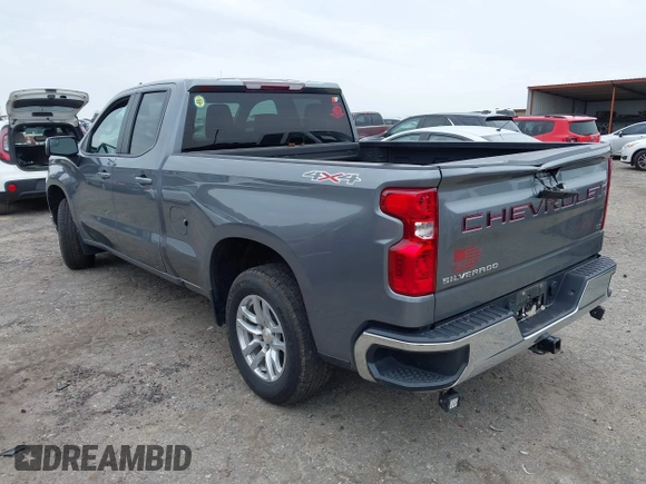 2020 Chevrolet Silverado 1500 LT with VIN 1GCRYDED4LZ354719, listed as a IAAI auction lot 41753229 with 51,977 mi miles. Bid and sale history available at carsss.com. Image 3.