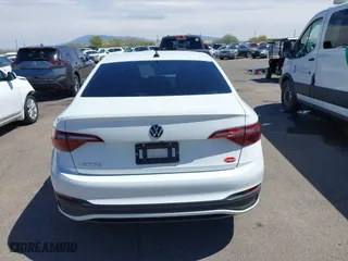 2024 Volkswagen Jetta Sport with VIN 3VWBM7BU0RM060082, listed as a IAAI auction lot 41902013 with 3,031 mi miles. Bid and sale history available at carsss.com. Image 16.
