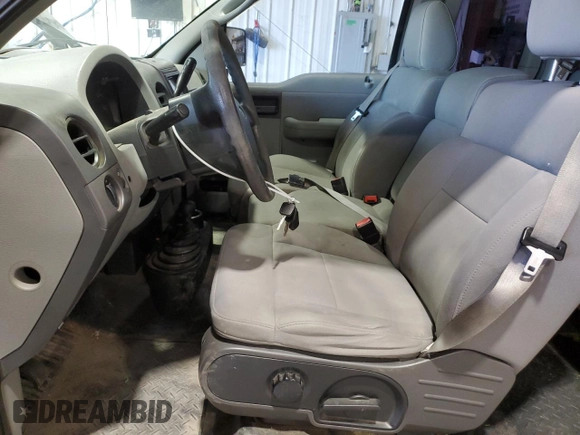 2008 Ford F-150 STX z VIN 1FTRX14W18FB78919, wystawiony jako Copart lot #59991945 z przebiegiem 200 940 mil mil oraz Czysty tytuł • Clean title. Historia ofert i sprzedaży dostępna na DreamBid. Obrazek 7.