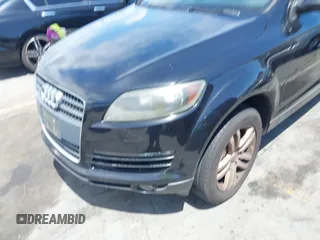2008 Audi Q7 3.6L with VIN WA1AY74L28D045529, listed as a IAAI auction lot 42109500 with 211,333 mi miles. Bid and sale history available at carsss.com. Image 6.