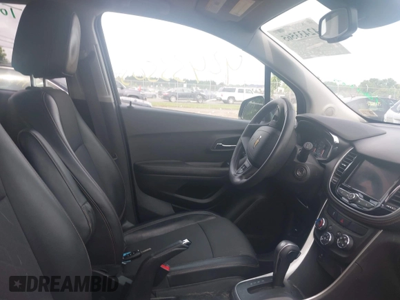 2021 Chevrolet Trax LT with VIN KL7CJPSM5MB374551, listed as a IAAI auction lot 42433565 with 54,367 mi miles and . Bid and sale history available at DreamBid. Image 5.