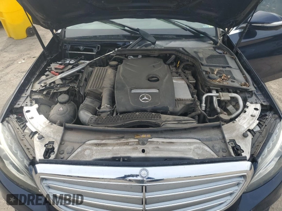 2015 Mercedes-Benz C 300 Luxury with VIN 55SWF4KB7FU081506, listed as a Copart auction lot 55340195 with 140,231 mi miles and Clean Title. Bid and sale history available at carsss.com. Image 12.