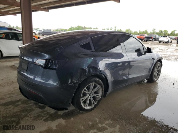 2023 Tesla Model Y Long Range with VIN 7SAYGDEEXPA192596, listed as a Copart auction lot 50996695 with 17,007 mi miles and Salvage Title. Bid and sale history available at carsss.com. Image 3.