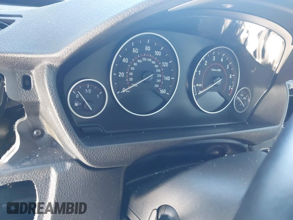 2019 BMW 4 Series 430i xDrive с VIN WBA4J3C52KBL08573, выставлен на аукционе IAAI как лот 41306581 с пробегом 39 195 миль миль и . История ставок и продаж доступна на DreamBid. Изображение 15.