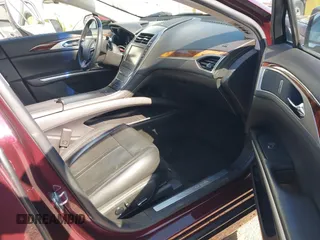 2013 Lincoln MKZ Hybrid with VIN 3LN6L2LU1DR805874, listed as a IAAI auction lot 42550301 with 79,379 mi miles and . Bid and sale history available at DreamBid. Image 5.