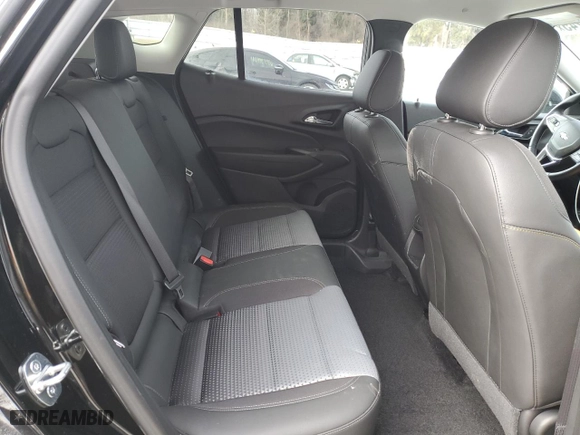 2024 Chevrolet Trax LT with VIN KL77LHE27RC023931, listed as a Copart auction lot 47434245 with 13,686 mi miles and Salvage Title. Bid and sale history available at carsss.com. Image 11.