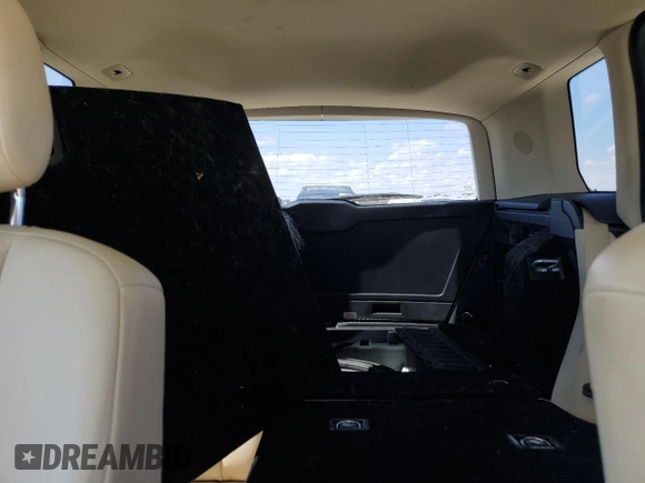 2014 Mercedes-Benz GLK 350 with VIN WDCGG8JB3EG164943, listed as a Copart auction lot 76229134 with 152,875 mi miles and Salvage Title. Bid and sale history available at DreamBid. Image 10.