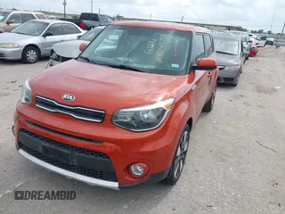 2018 Kia Soul + with VIN KNDJP3A5XJ7562086, listed as a IAAI auction lot 42141583 with 71,238 mi miles. Bid and sale history available at carsss.com. Image 2.