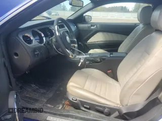 2014 Ford Mustang V6 with VIN 1ZVBP8AM9E5317478, listed as a Copart auction lot 53539755 with 305,642 mi miles and Salvage Title. Bid and sale history available at carsss.com. Image 7.
