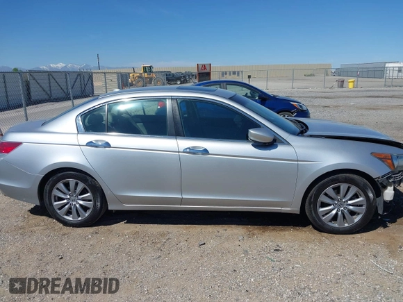 2012 Honda Accord EX-L z VIN 1HGCP3F83CA036921, wystawiony jako IAAI lot #42014786 z przebiegiem 184 366 mil mil oraz . Historia ofert i sprzedaży dostępna na DreamBid. Obrazek 14.