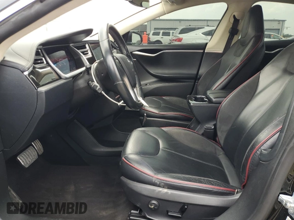 2014 Tesla Model S 60 with VIN 5YJSA1H11EFP36611, listed as a Copart auction lot 59544085 with 97,214 mi miles and Salvage title. Bid and sale history available at DreamBid. Image 7.