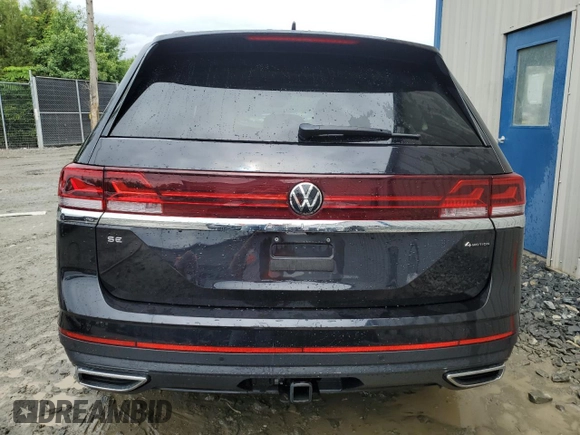 2024 Volkswagen Atlas SE with VIN 1V2HR2CA0RC581843, listed as a Copart auction lot 58782275 with 38,975 mi miles and Clean title. Bid and sale history available at DreamBid. Image 6.