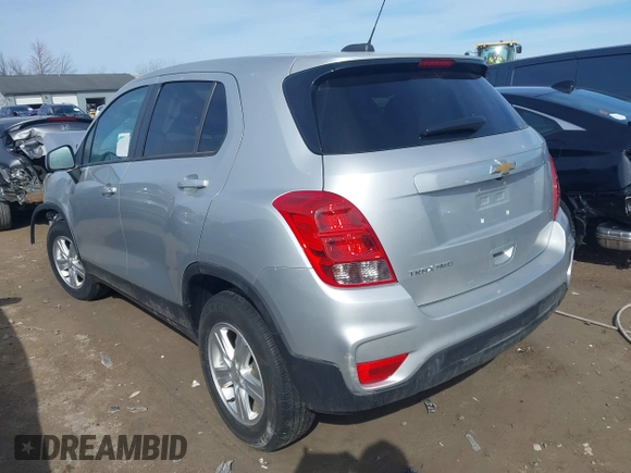 2022 Chevrolet Trax LS with VIN KL7CJNSM2NB502220, listed as a IAAI auction lot 41868558 with 1 mi miles. Bid and sale history available at carsss.com. Image 3.