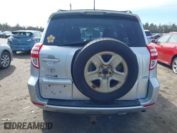 2011 Toyota RAV4 with VIN 2T3BK4DV9BW050460, listed as a IAAI auction lot 41914621 with 196,912 mi miles. Bid and sale history available at carsss.com. Image 17.