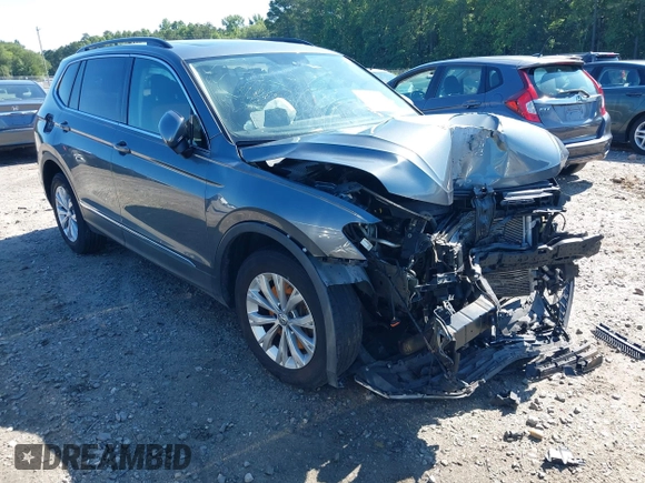 2018 Volkswagen Tiguan SEL with VIN 3VV2B7AX8JM088223, listed as a IAAI auction lot 42547747 with 105,423 mi miles and . Bid and sale history available at DreamBid. Image 1.