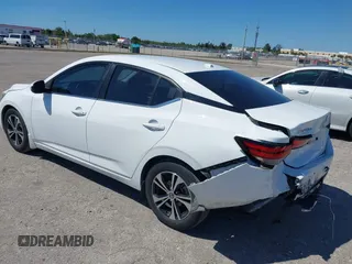 2022 Nissan Sentra SV with VIN 3N1AB8CV6NY210199, listed as a IAAI auction lot 41853720 with 30,950 mi miles. Bid and sale history available at carsss.com. Image 3.