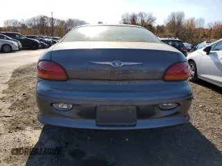 2004 Chrysler Concorde LXi z VIN 2C3HD36M04H704174, wystawiony jako Copart lot #77911984 z przebiegiem 84 543 mil mil oraz Tytuł czysty. Historia ofert i sprzedaży dostępna na DreamBid. Obrazek 6.