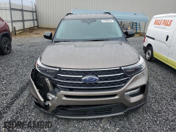 2021 Ford Explorer XLT with VIN 1FMSK7DH3MGB39284, listed as a Copart auction lot 51348135 with 54,512 mi miles and Salvage Title. Bid and sale history available at carsss.com. Image 5.