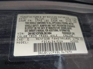 2011 Nissan Versa S z VIN 3N1BC1CPXBL367494, wystawiony jako IAAI lot #42139373 z przebiegiem 151 019 mil mil oraz . Historia ofert i sprzedaży dostępna na DreamBid. Obrazek 9.